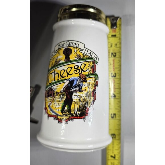 Vintage Himark Cheese Shaker San Remo Italy Design Gold-Tone Lid rustic Italian - Picture 5 of 5